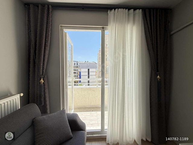 ÜSTÜNELDEN YENİ BİNA YÜKSEK KREDİ KLİMALI MÜLKİYETLİ 2+1 DAİRE - Görsel 19