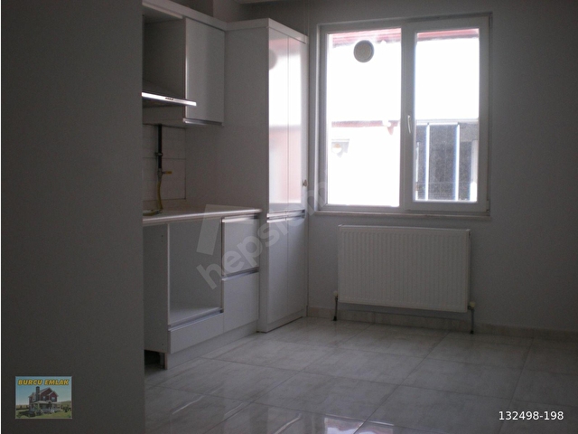 BURCU EMLAK DAN KİRALIK İKİ BANYOLU 2+1 DAİRE. - Görsel 12