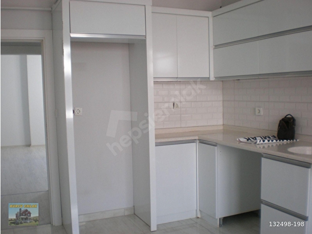 BURCU EMLAK DAN KİRALIK İKİ BANYOLU 2+1 DAİRE. - Görsel 13
