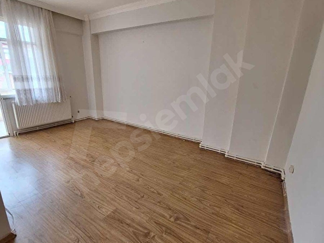 PENDİK KAVAKPINAR MAHALLESİNDE SATILIK 2+1 DAİRE - Görsel 2