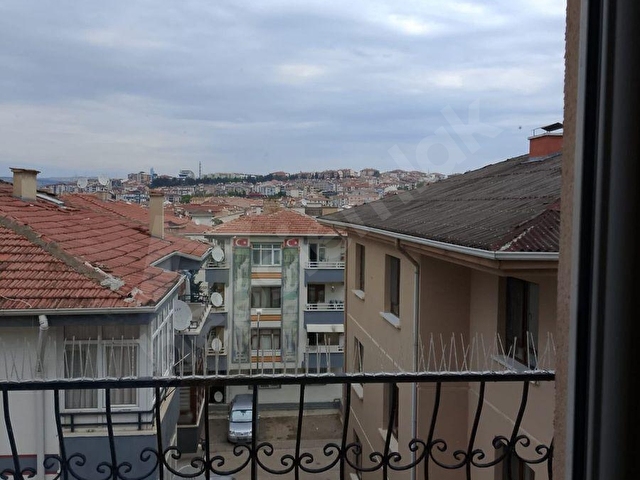 EMLAKZADEDEN GÖLBAŞI BAHÇELİEVLER 281.CADDEDE KİRALIK 3+1 DAİRE - Görsel 9