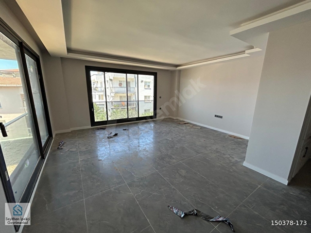 Necat Hepkon Mahallesinde Lüks 4+2 Villa - Görsel 13