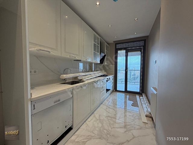 ÖMER PAŞA CAD. ÜZERİNDE ÖZEL ŞIK BİNADA E.BANYOLU 150M2 3+1 BOŞ DAİRE - Görsel 3