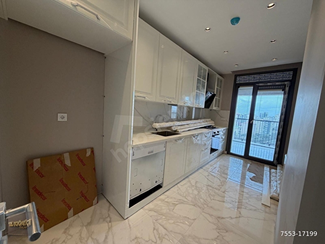 ÖMER PAŞA CAD. ÜZERİNDE ÖZEL ŞIK BİNADA E.BANYOLU 150M2 3+1 BOŞ DAİRE - Görsel 5