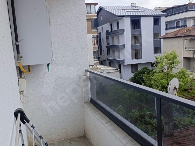 GAZİ EMLAKİZMİTyoluna 100m 1+1 Yeni EŞYALI ŞOK Market üstü - Görsel 10
