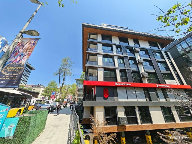 1.Levent cadde üstünde yeni prestijli binada 100 m2 daire - Görsel 9