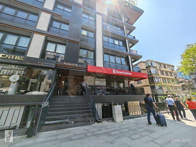 1.Levent cadde üstünde yeni prestijli binada 100 m2 daire - Görsel 27