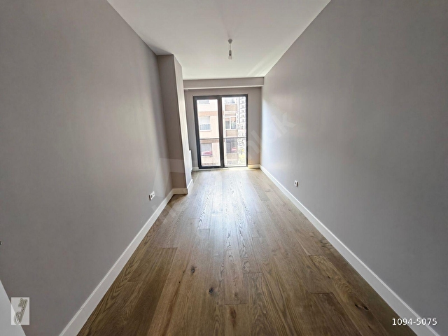 1.Levent cadde üstünde yeni prestijli binada 100 m2 daire - Görsel 8
