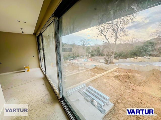 Demirciköyde Satılık 5 Odalı Villa - Görsel 17