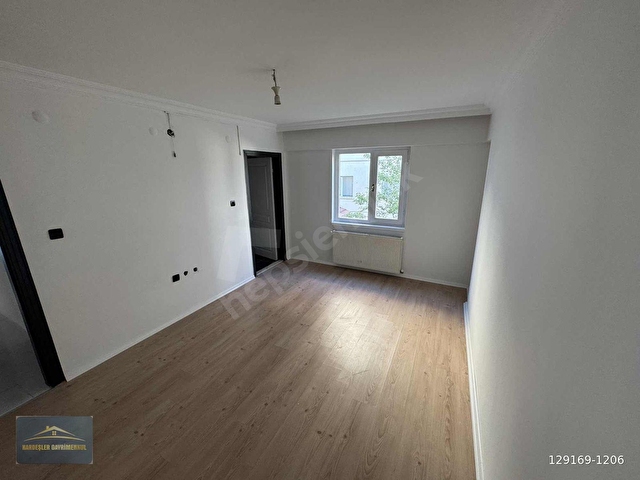 KARDEŞLERDEN 3+1 EBEVEYNLİ KİRALIK MEMUR ŞARTLI KARAPÜRÇEK - Görsel 21