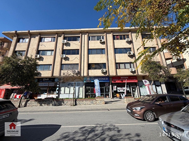 Kadıköy Hasanpaşa Uzunçayır cadde üstü Akasya Avm.Salı pazarı karşısı ofis-büro-işyeri - Görsel 24