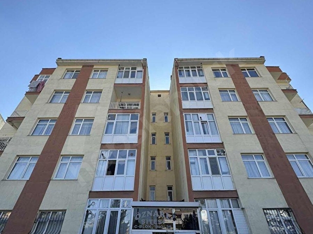 NİKOMEDİADAN YAZIR MAH.DE ÖZNARE SİTELERİNDE SATILIK 2+1 DAİRE - Görsel 4