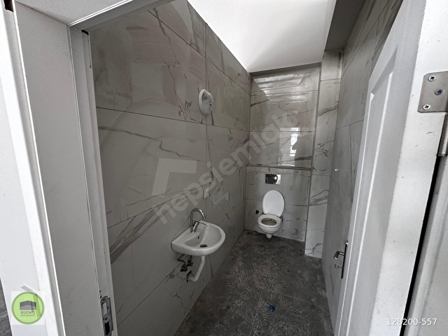 BUEWOdan EMKO SANAYİ SİTESİ D BLOK 640 m² KİRALIK ÇİFT DÜKKAN - Görsel 12