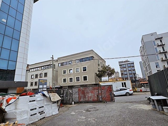 Şerifali Ticaride 450 M2 1.85 İmarlı Arsa - Görsel 10