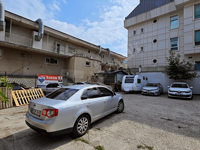 Şerifali Ticaride 450 M2 1.85 İmarlı Arsa - Görsel 24
