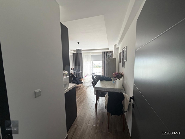 SESSİZLİĞİN LÜKSLE BULUŞTUĞU YER MANZARALI VE HAVUZLU 1+1 DAİRE - Görsel 26