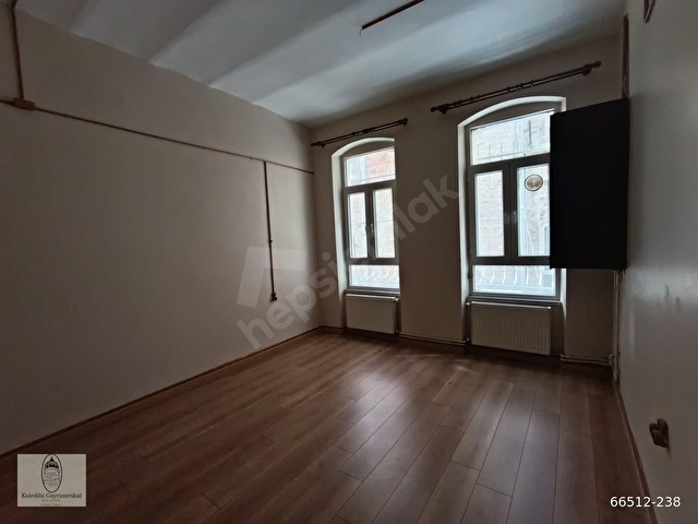 KULEDIBI GAYRİMENKUL DEN 4+1 KİRALIK 170 m2 HOME OFİS - Görsel 18