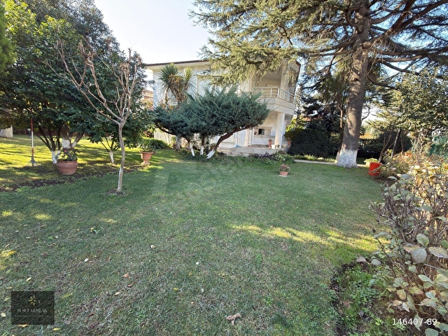 YALOVA ESENKÖY DE DENİZE ÇOK YAKIN EMSALSİZ B.BAHÇELİ 3+1 VİLLA - Görsel 9