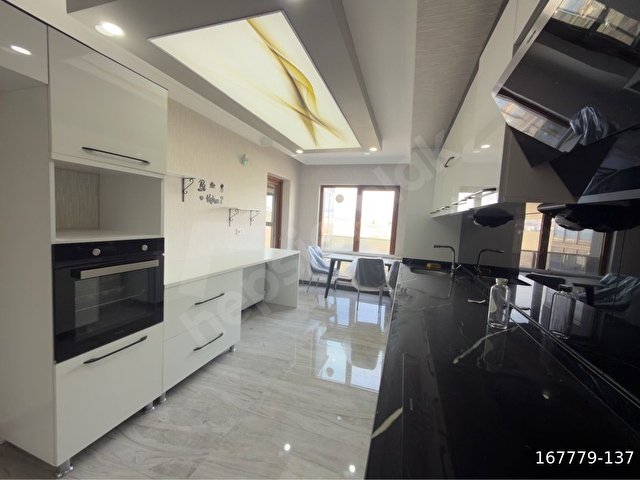 Bulvara Cephe 175 m2 4+1 | Hastane ve Sosyal Alanların Yanında - Görsel 3