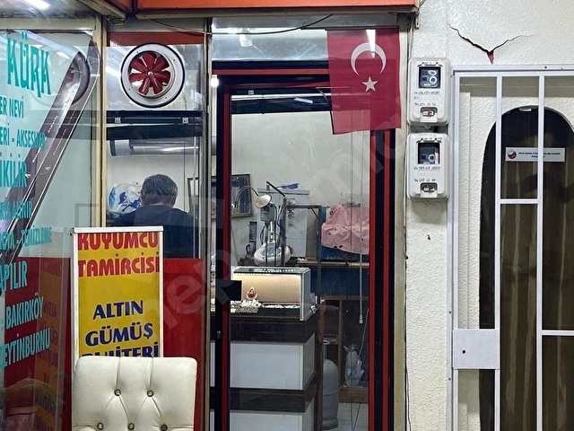 BAKIRKÖY MERKEZDE CADDEDEN GİRİŞLİ PASAJDA SATILIK 15 m2 İŞYERİ - Görsel 8