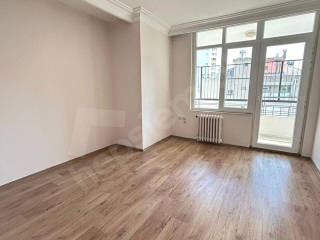 GAZİPAŞA BULVARINDA DÖRT CEPHELİ  SATILIK 3+1+K  DAİRE - Görsel 12