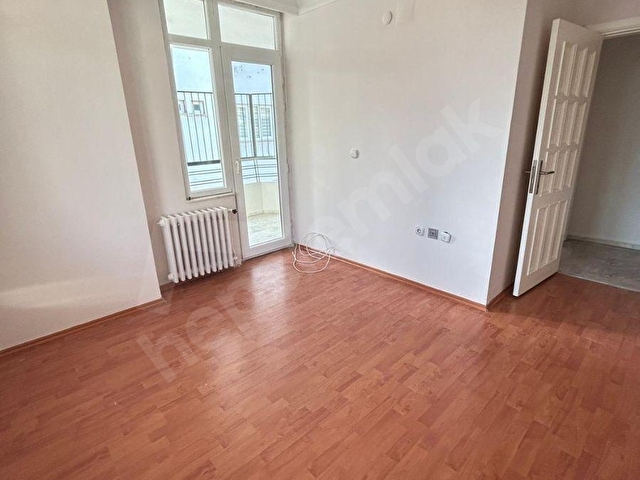 GAZİPAŞA BULVARINDA DÖRT CEPHELİ  SATILIK 3+1+K  DAİRE - Görsel 15