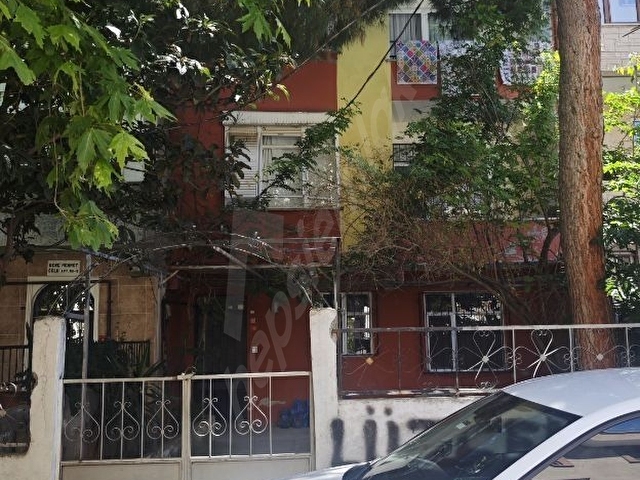 ATAŞEHİR ZİYA GÖKALP CADDESİNDE KOMPLE 4 KATLI TAPULU BİNA