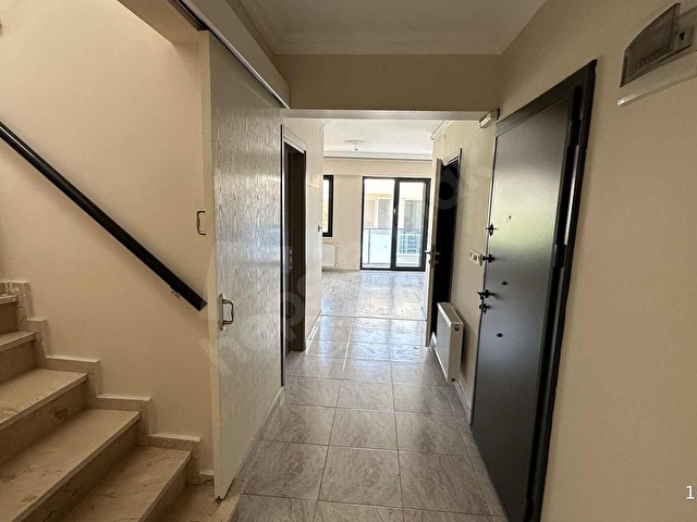 GEYİKLİ MERKEZDE 2+1 DUBLEKS TERASLI KİRALIK DAİRE - Görsel 21