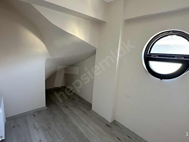 GEYİKLİ MERKEZDE 2+1 DUBLEKS TERASLI KİRALIK DAİRE - Görsel 19