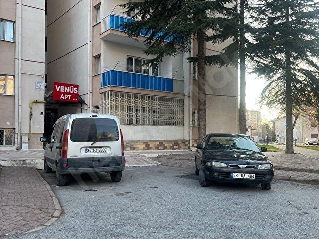 AÇIKLMAYI OKUYUN LÜTFEN 3+1 KİRALIK DAİRE | TRAMVAYA 2 DK - Görsel 3