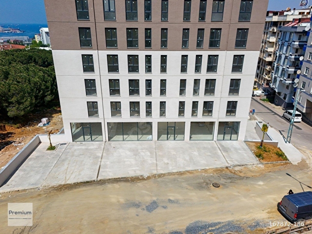 EVORA BÖLGESİ VİTRİN DEĞERİ YÜKSEK SATILIK DÜKKAN - Görsel 26