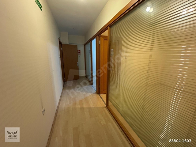 Kozyatağı E-5 Metro durağı yakını 5 odalı 145m2 ofis daire - Görsel 11