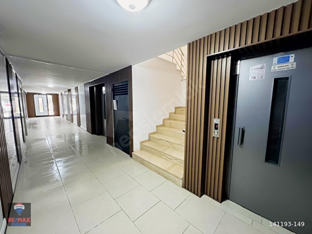 REMAX BARLAS GÜRLERDEN TRAMVAYA YAKIN KİRALIK EŞYALI 1+1 DAİRE - Görsel 8