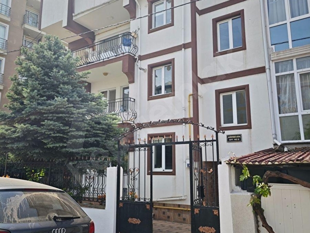 ŞÜKRÜPAŞA MAHALLESİNDE DEPOZİTO İSTEMEYEN KİRALIK 3+1 DAİRE - Görsel 2