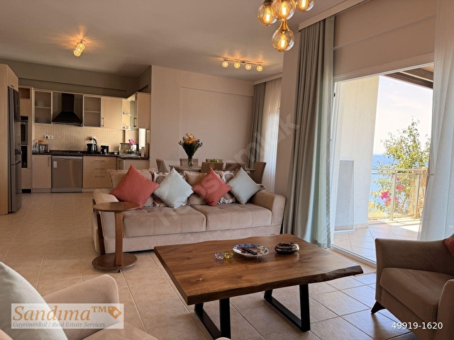 Yalıkavakta Marinaya Yakın Kiralık 3+1 Villa - Görsel 9