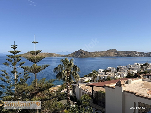 Yalıkavakta Marinaya Yakın Kiralık 3+1 Villa - Görsel 2