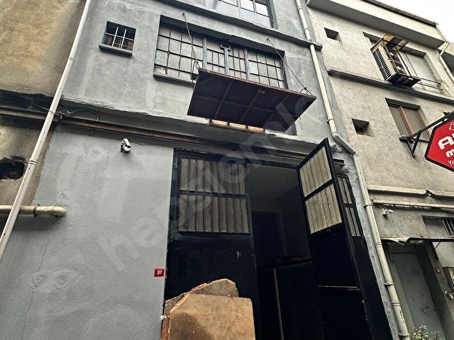 Yenidoğan Topcular Sırınında Yeniçeri Sokak Kiralık Müstakil Bina – Depo / Atölye / Üretim Tesisi - Görsel 4