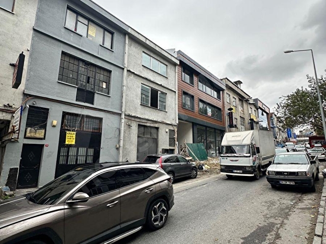 Yenidoğan Topcular Sırınında Yeniçeri Sokak Kiralık Müstakil Bina – Depo / Atölye / Üretim Tesisi - Görsel 6