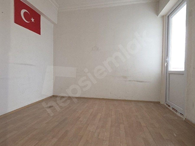 ANKARA SİNCAN ATATÜRKTE GENİŞ METREKARE ASANSÖRLÜ AÇIK CEPHELİ MÜKEMMEL LOKASYONLU KİRALIK İŞYERİ - Görsel 9