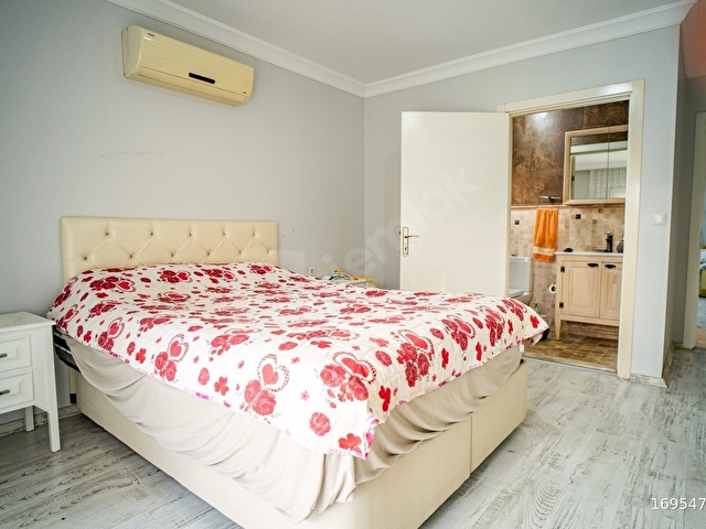 Foça Yeniköy Mahallesi 7028m2 Tarla, Zeytin Ağaçları ve Evler - Görsel 24