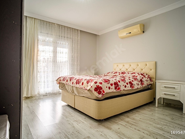 Foça Yeniköy Mahallesi 7028m2 Tarla, Zeytin Ağaçları ve Evler - Görsel 23