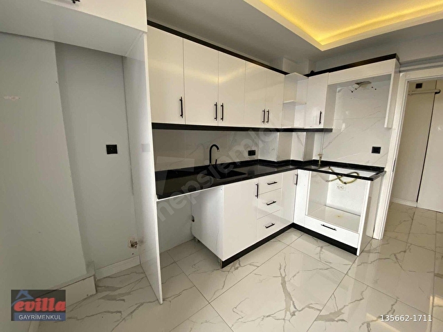 TÜRKİŞDE TRAMVAYA 1 SOKAK SATILIK 2+1 DAİRE - Görsel 10