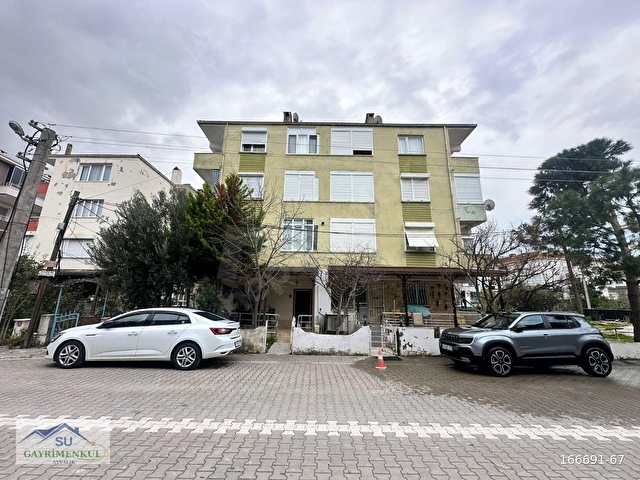 Ayvalık Su Gayrimenkulden Sarımsaklıda SATILIK 2+1 Daire