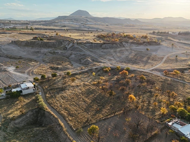 SERTOĞLU EMLAKTAN UÇHİSARDA SATILIK 3.380 m2 HOBİ BAHÇESİ - Görsel 10