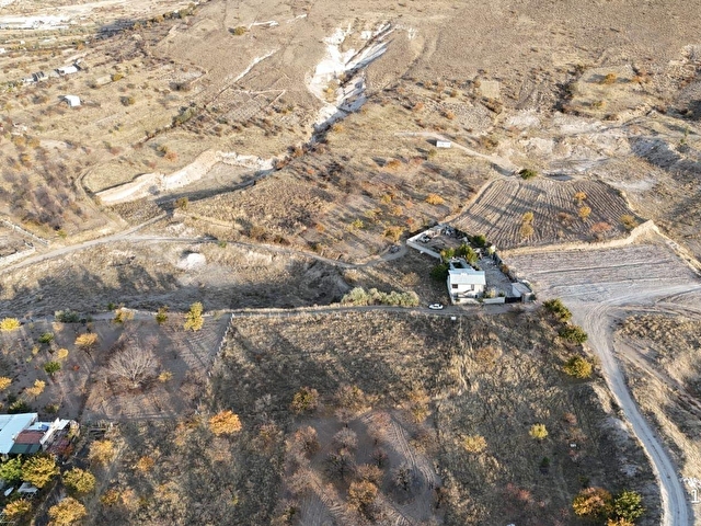 SERTOĞLU EMLAKTAN UÇHİSARDA SATILIK 3.380 m2 HOBİ BAHÇESİ - Görsel 25