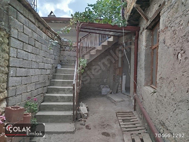 BÜYÜK GÖKÇELİ KÖYÜNDE İKİ KATLI MÜSTAKİL EV VE ARSASI - Görsel 23