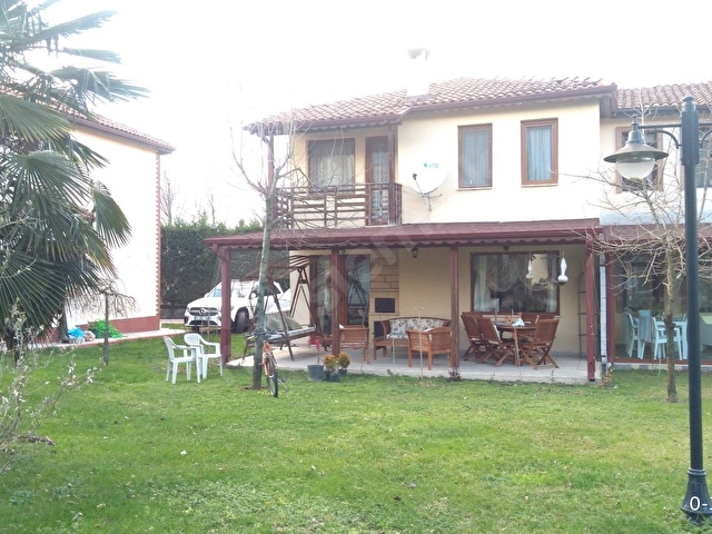 Kartepede havuzlu, full eşyalı villa / Full Furnished Villa in Kartepe - Görsel 6