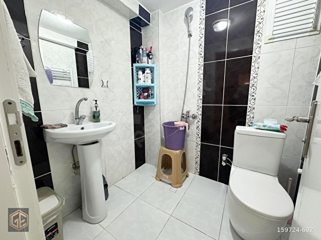 ŞOK ŞOK! HİDAYET. T. O. YANI SİTEDE 4.KAT 145M²3+1 SATILIK DAİRE - Görsel 6