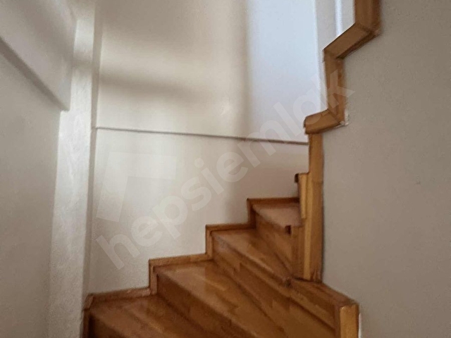 Beylikdüzü Gürpınar 4+2 eşyalı villa - Görsel 12