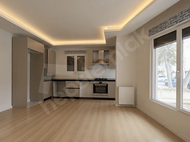CADDEBOSTAN SAHİLDE PARKA YAKIN GİRİŞ KAT 42M2 NET 1+1 SIFIR - Görsel 24